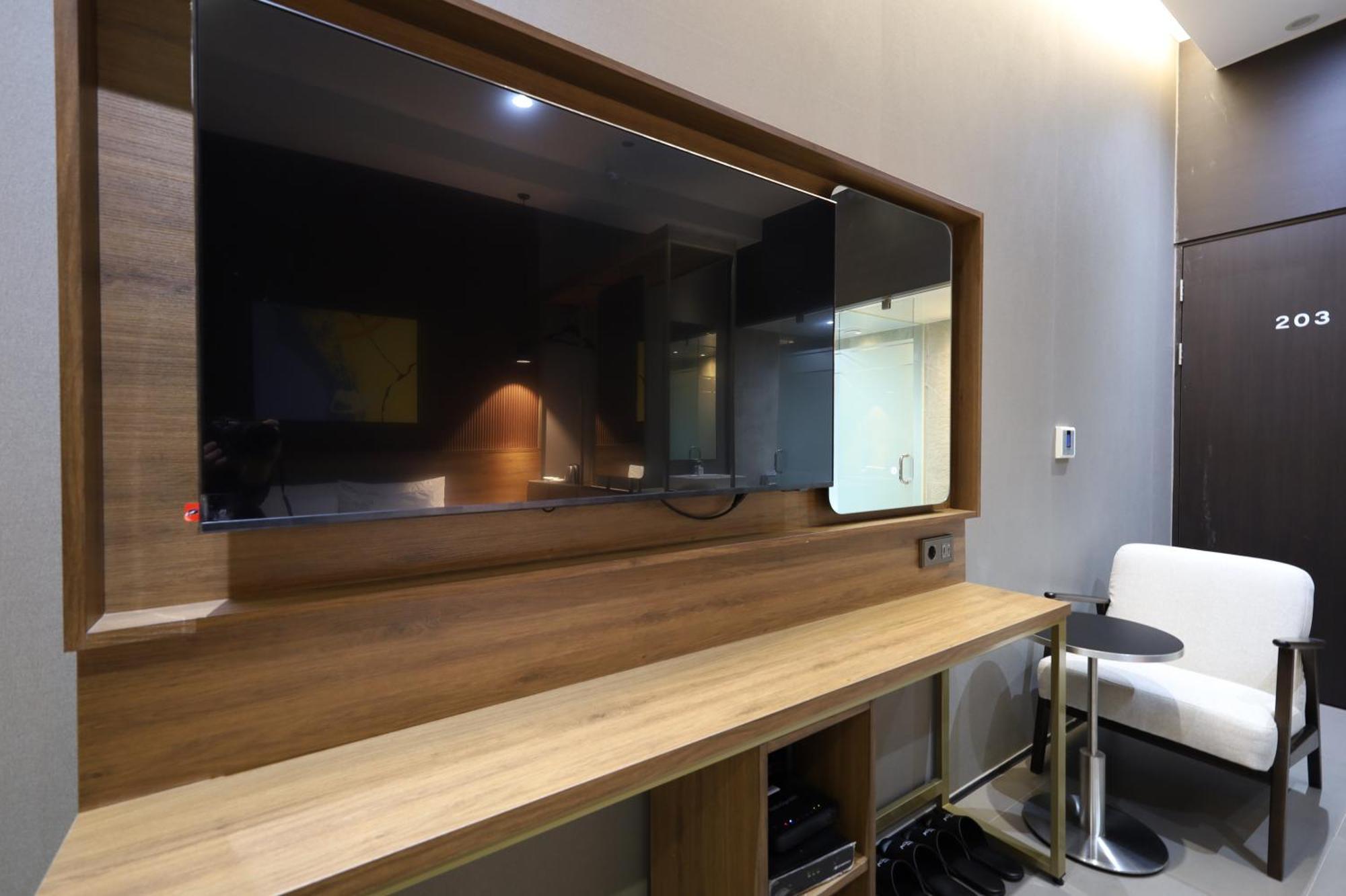 Almond Hotel Busan Station Экстерьер фото