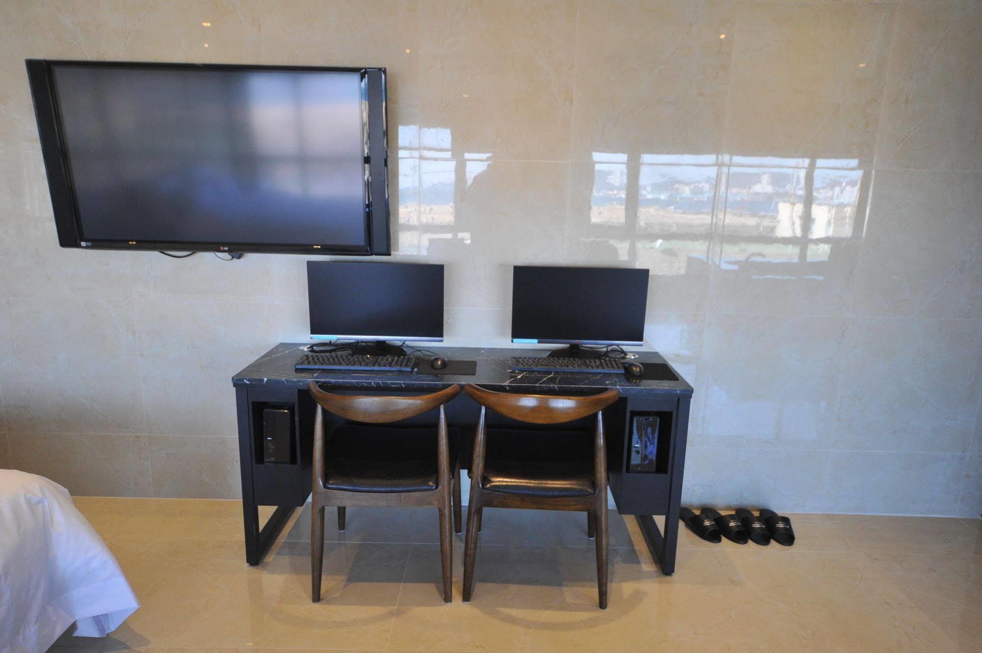Almond Hotel Busan Station Экстерьер фото