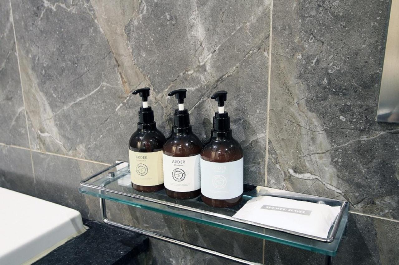 Almond Hotel Busan Station Экстерьер фото